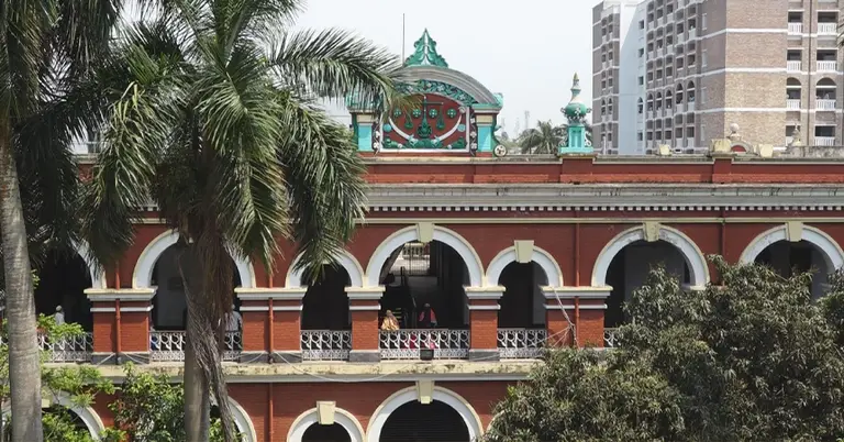 পাবনার স্পেশাল জেলা ও দায়রা জজ আদালত